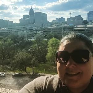 Meet your Posher, Janelle